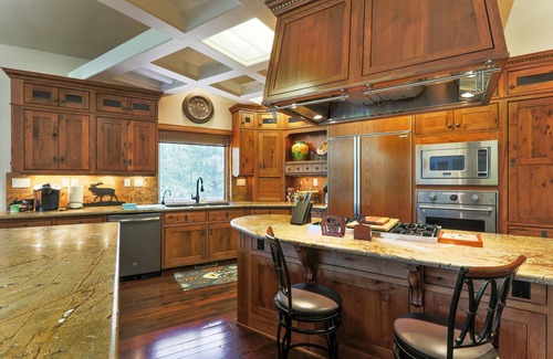 Pine House | Luxury Mountain Retreat, Pine, AZ: Top Amenities, Backs Forest, Stunning Views
