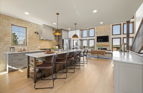 Deadwood House | Luxury Mountain Retreat with Breathtaking Views | 5BR/5.5BA