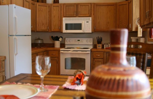 Taos Villa | LUXURY MOUNTAIN VIEW SUITESnThe Mountain View is a large pueblo styled home