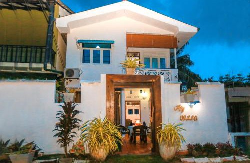 Hettimulla Villa | Luxury My Villa Bentota 200m Bentota Beach
