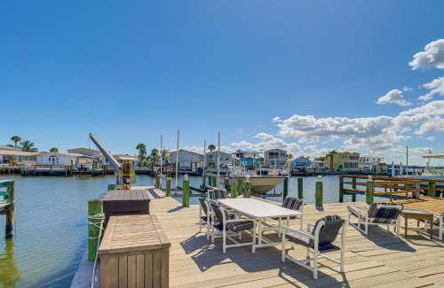 Nettles Island House | Luxury Nettles Island Home with Large Deck!