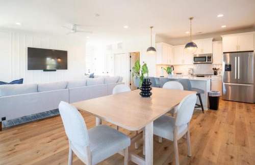 North Carolina Coast House | Luxury New Build with Oceanview - Go with the Flo 1