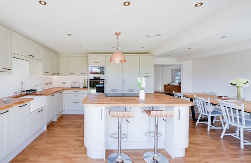 New Forest District House | Luxury New Forest 5 Bed Sleeps 12