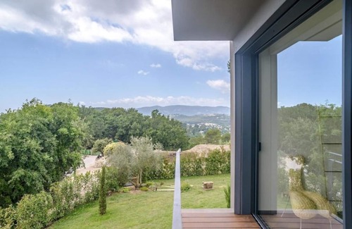 Mougins Villa | Luxury New Villa Contemporain Style