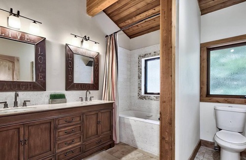 Incline Village Ski Chalet | Luxury North Lake Tahoe Incline Village Ski Chalet