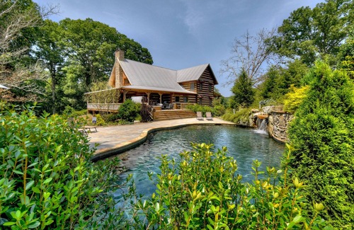 Mineral Bluff Cabin | Luxury Oasis w/Waterfall Pool & Sauna - Sleeps 20