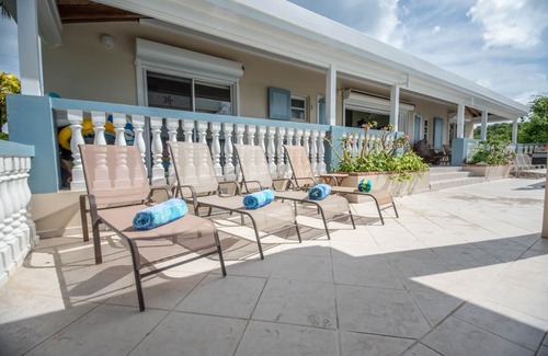 Nazareth Villa | Luxury Ocean Front Villa! Infinity Edge Pool, Private Beach, Sunrise Views