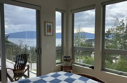 Irvines Landing House | Luxury ocean living, the perfect place to relax or work remotely.