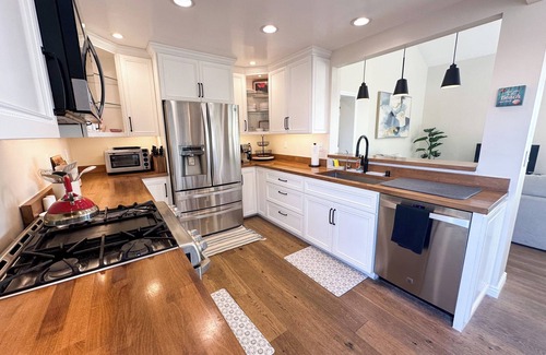 Oxnard Shores Condo | Luxury Ocean View 3-bedroom condo in Oxnard