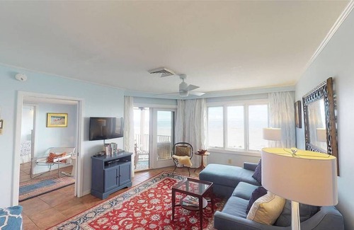 Isle of Palms Condo | Luxury ocean view villa located in Wild Dunes with direct beach access