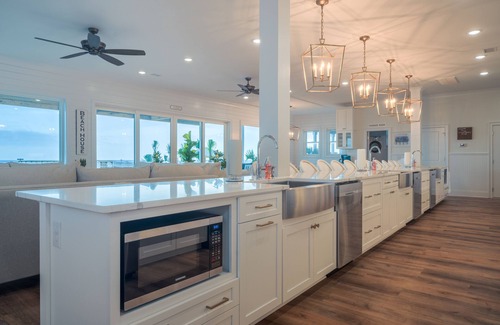 Ocean Isle Beach House | Luxury Oceanfront Home - The Citrus Beach Club - Wedding Venue