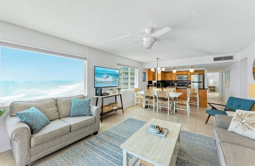 Satellite Beach Condo | Luxury Oceanfront Penthouse: Heated Pool + Hot Tub & Private Balconies 🌅