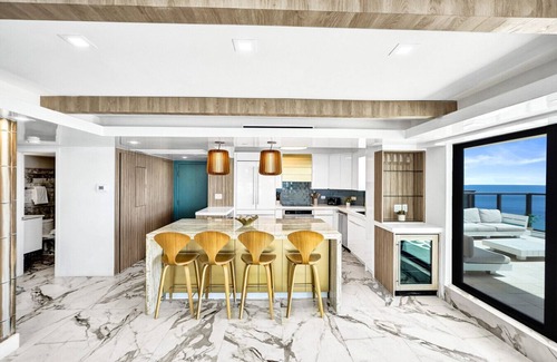 Mid Beach Apartment | Luxury Oceanfront Condo 2BR 2.5BA with 700Sqft Terrace, Sauna, Resort Amenities & Pools 1501