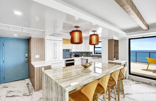 Mid Beach Apartment | Luxury Oceanfront Condo 2BR 2.5BA with 700Sqft Terrace, Sauna, Resort Amenities & Pools 1501