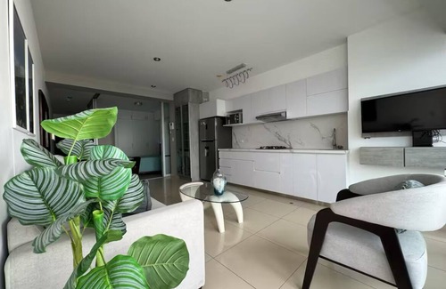 Miraflores Apartment | Luxury Oceanfront Penthouse in the center of beautiful Miraflores