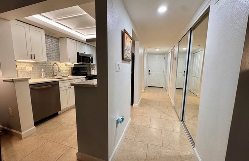Madeira Beach Condo | Luxury Oceanfront Studio on Madeira Beach