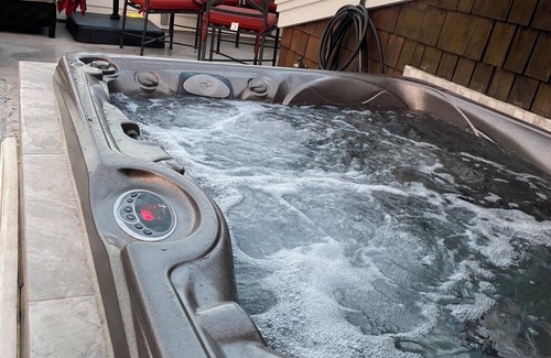 West Newport House | Luxury Oceanfront Home with Rooftop Deck, Hot Tub, Fire Pit