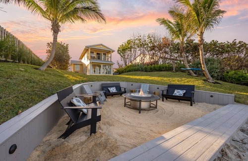 Cocoa Beach Apartment | Luxury Oceanfront Vacation Home in Cocoa Beach | 6 Bedrooms, Game Room & Direct Beach Access