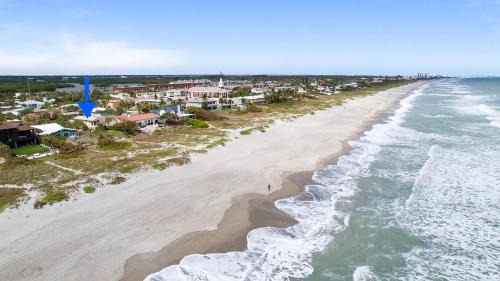 Cocoa Beach House | Luxury Oceanfront Vacation Home in Cocoa Beach 6 Bedrooms, Game Room & Direct Beach Access Sleeps 14