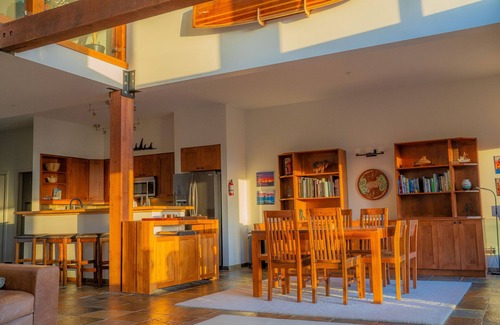 Ucluelet Condo | Luxury Oceanview Condo 3BD+Loft Deck Fireplaces 5 min to Beach & Trails