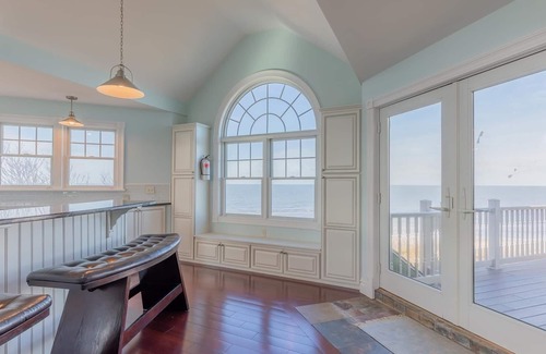 Villas House | Luxury on the Bay presented by Homestead Real Estate