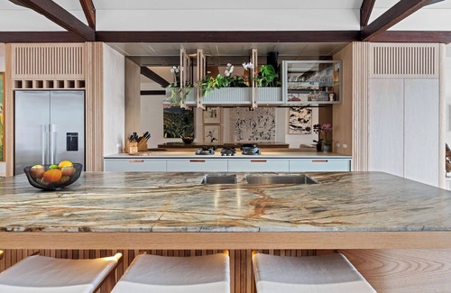 Byron Bay Apartment | Luxury On The Bay - 2 x Apartments With Ocean Views