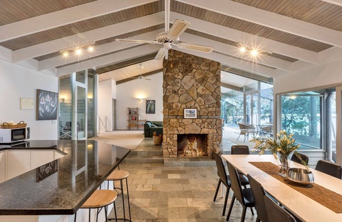Taylor Bay House | Luxury on the Lake in Eildon