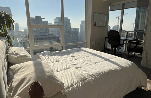 Broadway Apartment | Luxury one bedroom apartment