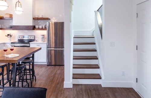 Walnut Hills Condo | Luxury Open-Concept Condo, <5 Minutes to Downtown