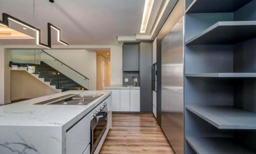 Greater Johannesburg Metropolitan Area Apartment | Luxury palace of Life
