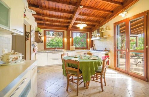Palermo Villa | Luxury, Palermo downtown, Mediterranean Park, 3 kms from Mondello beach