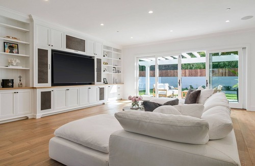Pacific Palisades House | Luxury Palisades Home w/ Movie Room, Outdoor Climbing Frame, Pool & Spa
