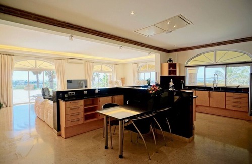 Patroves Villa | Luxury panoramic sea view villa with tennis court and total privicy.