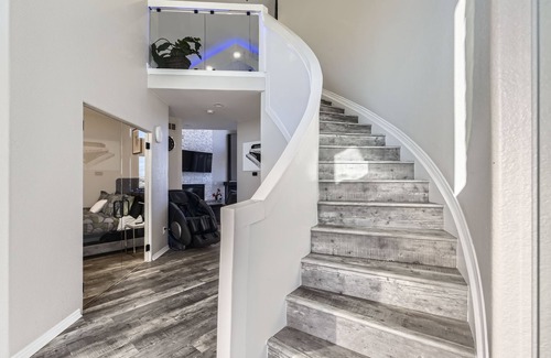 Parker Villa | Luxury Parker Mansion w/Bar, B-Ball & Hot Tub