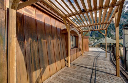Chamonix City Centre Apartment | Luxury penthouse in central Chamonix with Mont Blanc Views