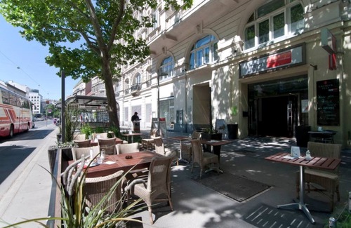 Leopoldstadt Apartment | Luxury Penthouse in the ❤️ Of Vienna