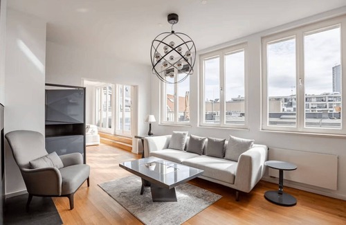 Mitte Apartment | Luxury penthouse Leipzig Markt/Thomaskirche with 5 comfortable double bedrooms