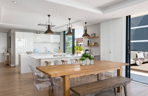Green Point Apartment | Luxury Penthouse-Living | Pool Deck | BBQ | Views