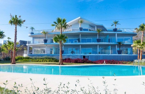 Benalmadena Apartment | Luxury penthouse with Jacuzzi and Seaviews