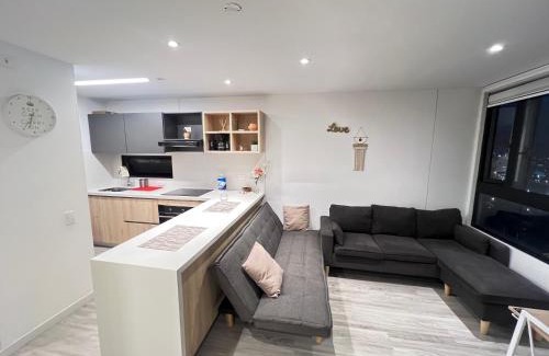 Chapinero Apartment | Luxury Penthouse With a Rooftop Pool & 24h Gym, Near Zona G!