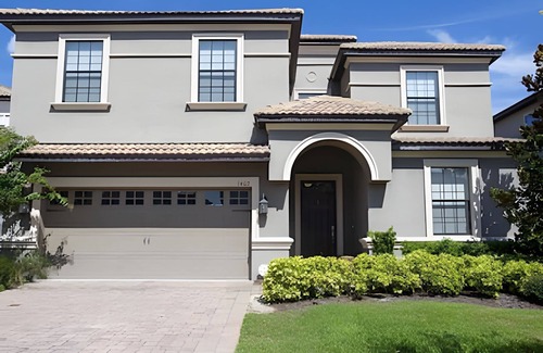 Davenport House | Luxury Pool Home, Cinema & Game Room in CGate