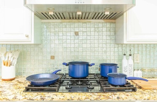 Glendora House | Luxury Pool Home in Glendora Foothills Retreat