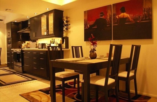 Paradise Valley Village Condo | Luxury Poolside Condo Elegantly Furnished a Home away from home
