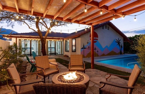 Desert Park Estates House | Luxury Poolside Retreat in Palm Springs