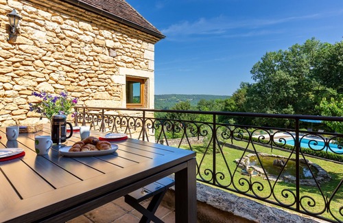 Peyzac-le-Moustier House | Luxury private home, heated pool. The perfect location with breathtaking views!