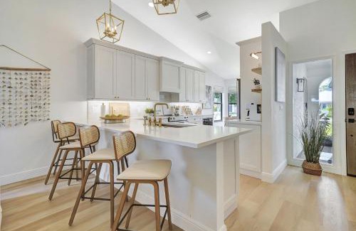Bonita Springs House | Luxury Privacy and Close to Beach