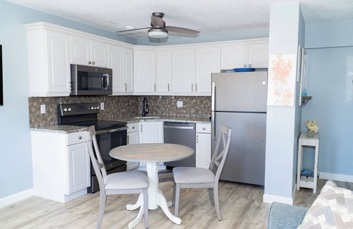 Fort Myers Beach Apartment | Luxury Private Beach Getaway with Breathtaking Views!