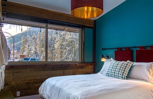East Kootenay Cabin | Luxury Private Cabin in main village