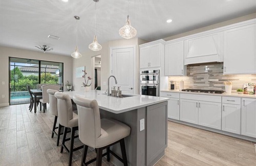 Braden River House | Luxury Private Home with Pool and Spa in Lakewood Ranch!