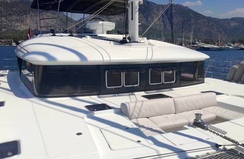 Palm Cay Boat Rental | Luxury Private Yacht Charter Nassau - All Inclusive